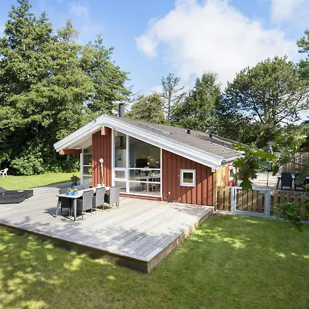 Holiday home Amazing In With Sauna Hals