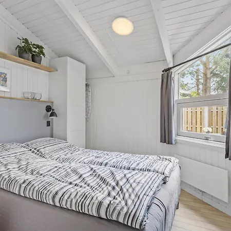 Amazing In With Sauna Holiday home Hals